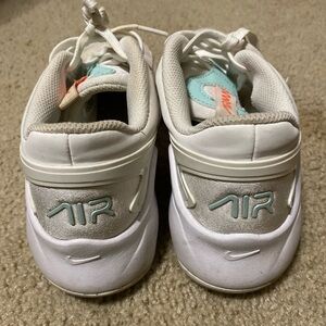 worn nike air